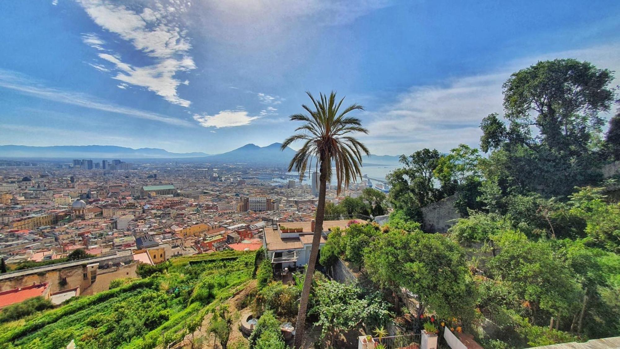 Guest House Pedamentina Napoli Exterior foto