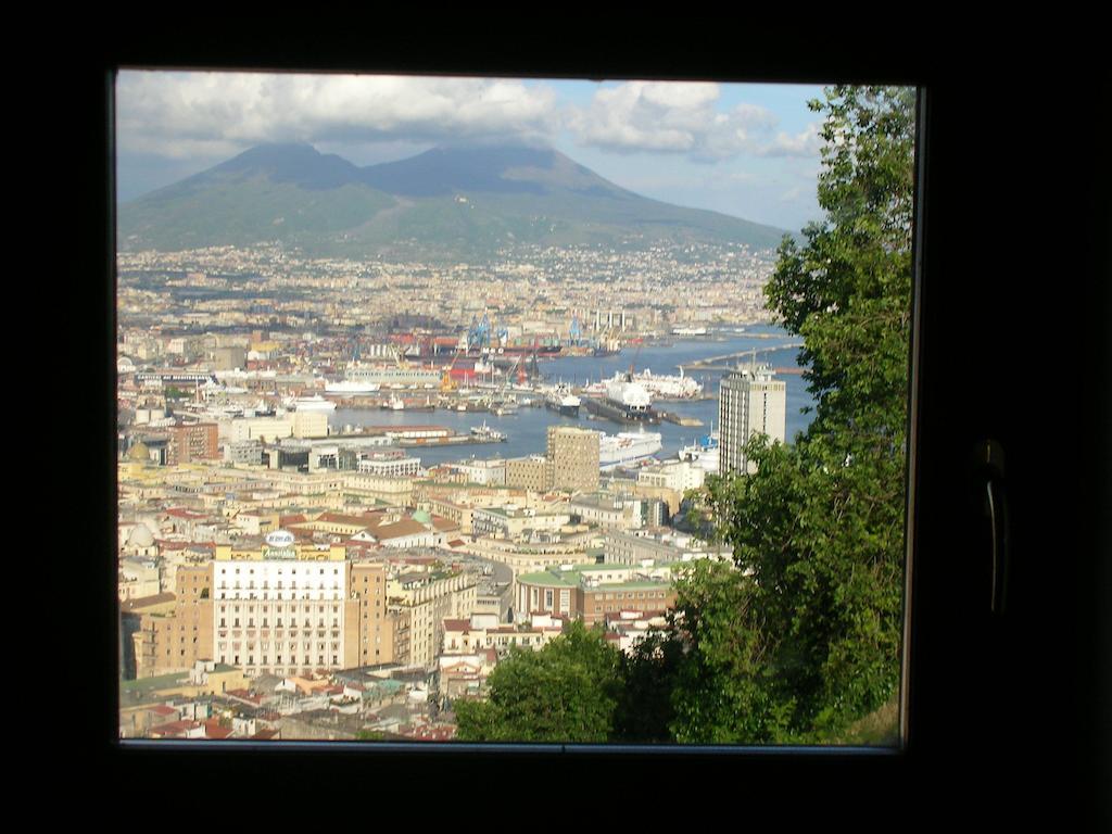Guest House Pedamentina Napoli Exterior foto